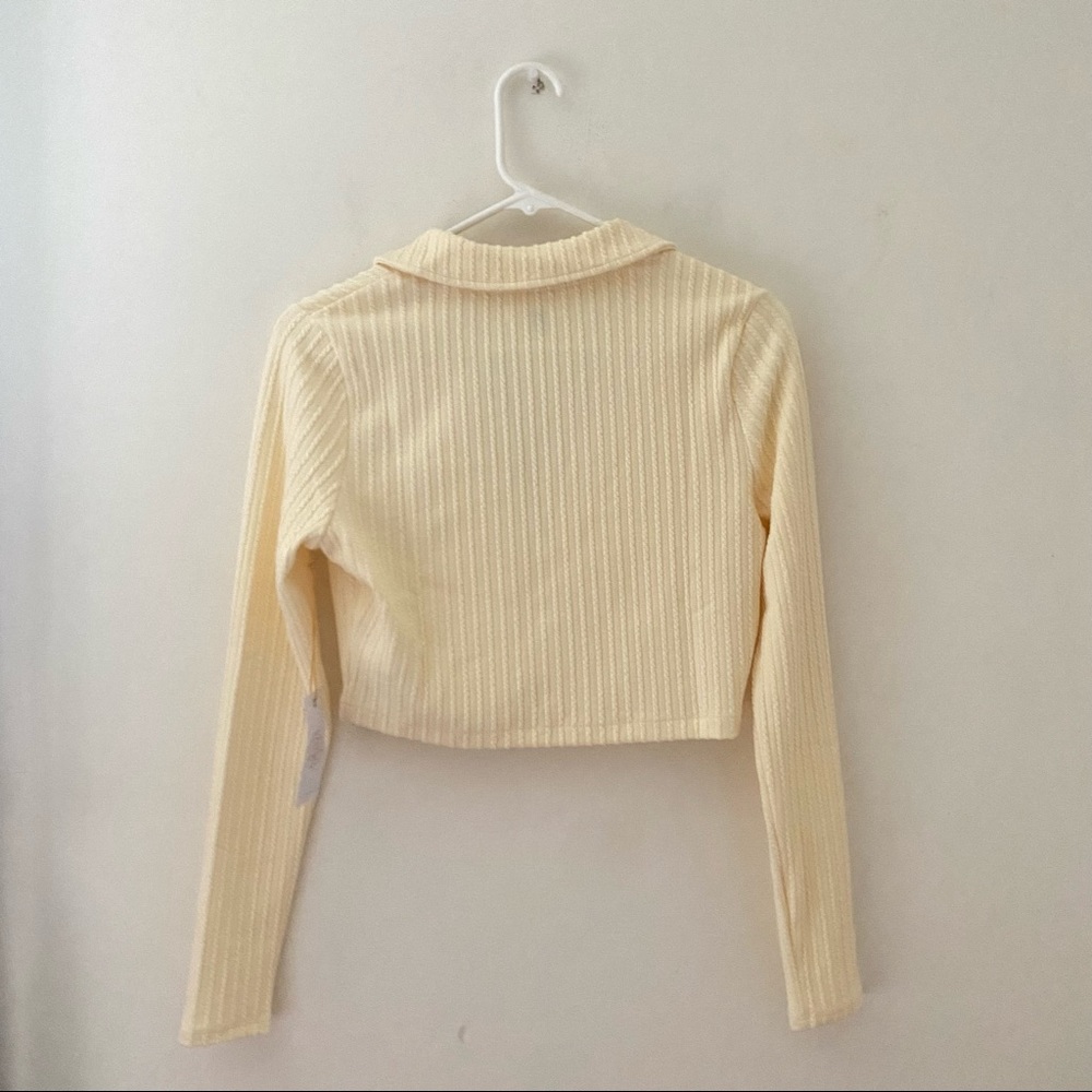 New | Backyard Roses | Collared Crop Knit Cardigan Top Small - Picture 8 of 8